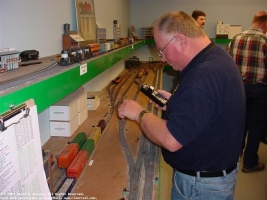 Al working the car facilities