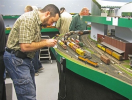 peoria-western-eugene-gutzmer-checks-car-numbers-on-the-classend-of-the-yard