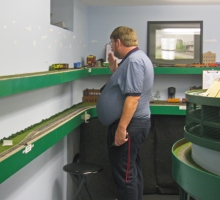 copy-1-dave-burman-has-the-cnw-train-switching-the-feed-mill-11-5-2010